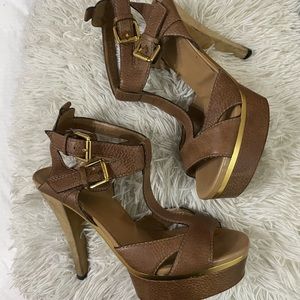 Gucci brown 221072 Lifford sandal platform